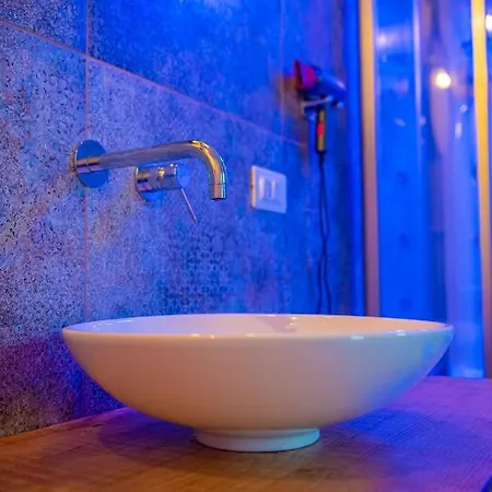 Artemide 